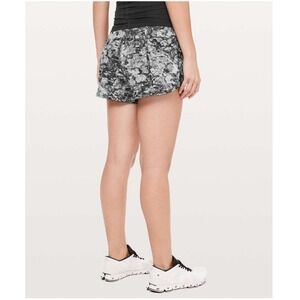 Lululemon Tracker Short V 4" Masked Lace Starlight Black Size 4